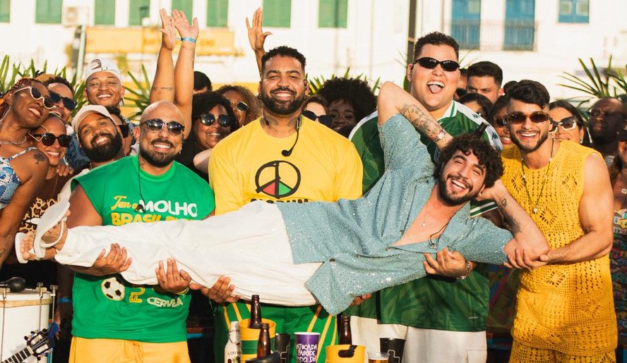 O hit explodiu — e agora vira festa: Menos É Mais e Nattan lançam label ...