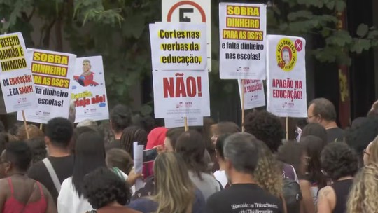 Prefeitura de BH altera calendário escolar de 2026 após greve dos professores; veja o que muda